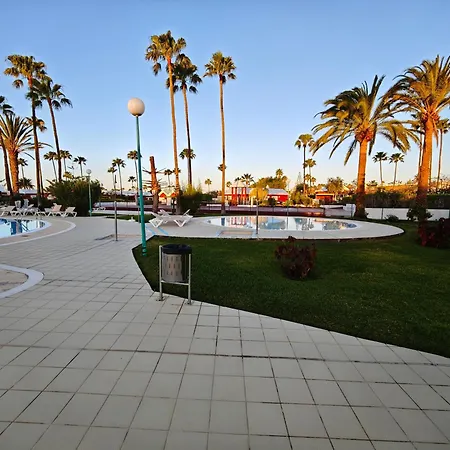 Appartamento With Great Garden, Tunos *
