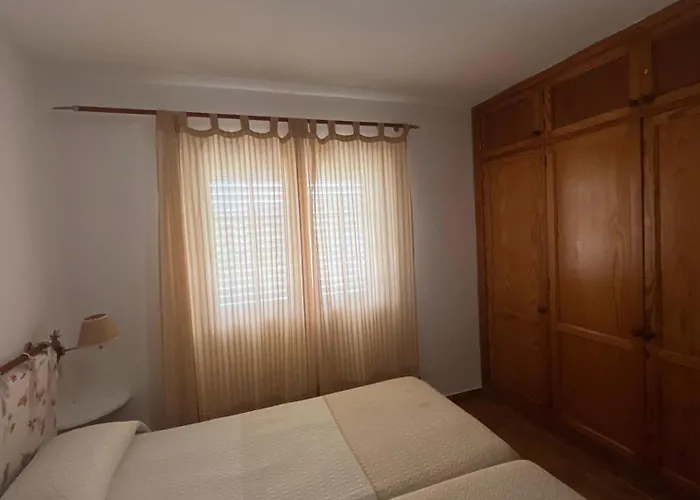 With Great Garden, Tunos *