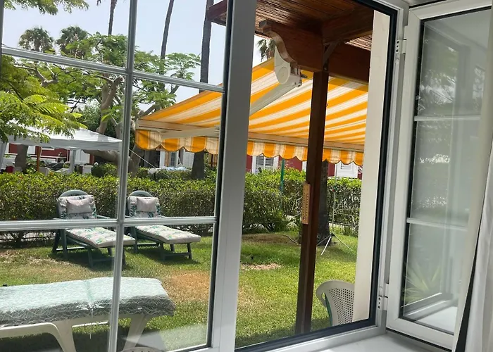 With Great Garden, Tunos Apartament *